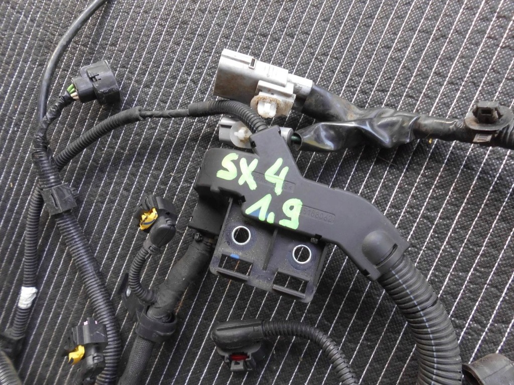 фото №7, Джгут електропроводка двигуна suzuki sx4 1.9 ddis eu