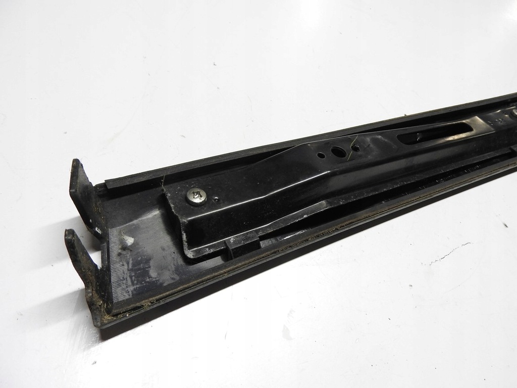 фото №6, Honda cr-v iii 06-11 2.2 накладка рейлинг крышный правый задняя