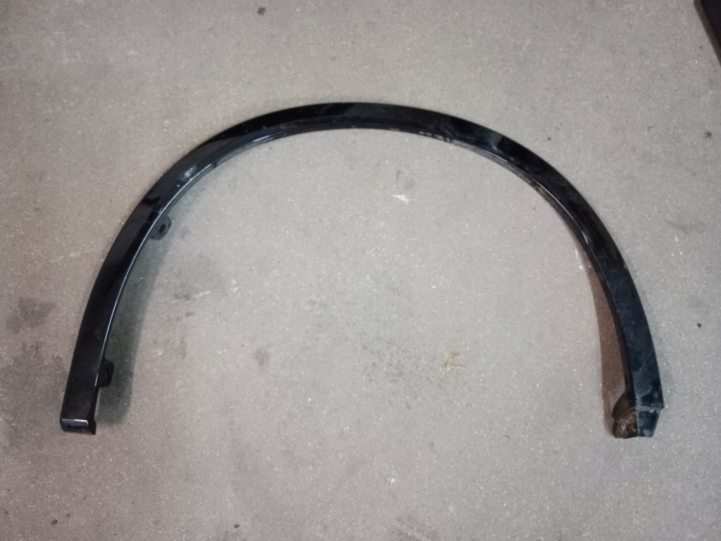 Крило ліве mazda cx60 молдинг підкрилок kr9r-b0w36 в Україні