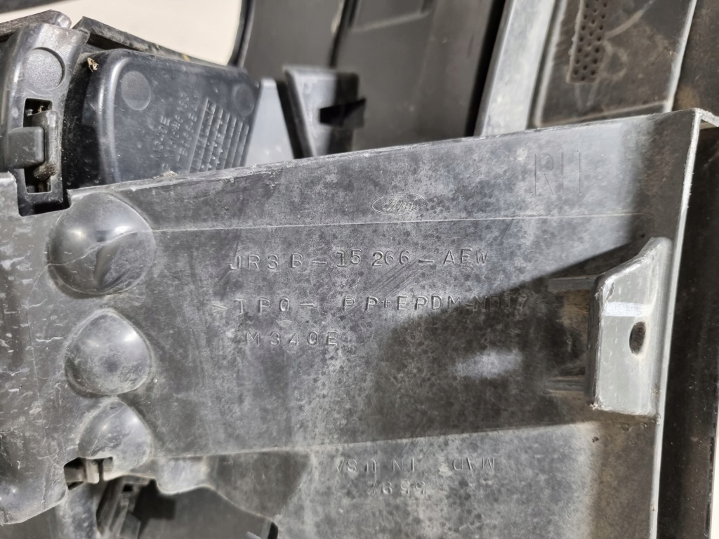 Mustang 18- 6 vi lift бампер перед передний в Украине