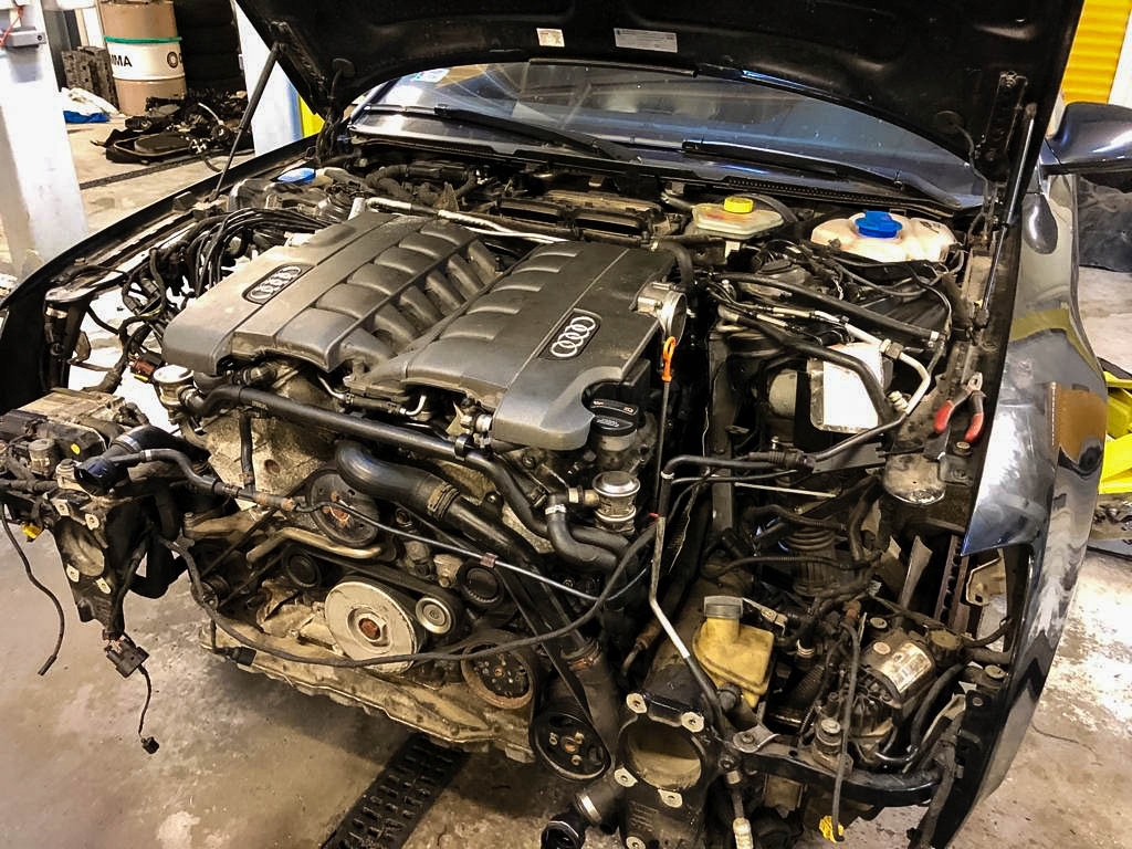 Двигун audi a8 d5 4.0 tdi cvx cvxb заміна безкоштовно Недорого