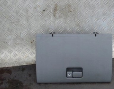 фото №1, Suzuki baleno 99-02 бардачок пассажира