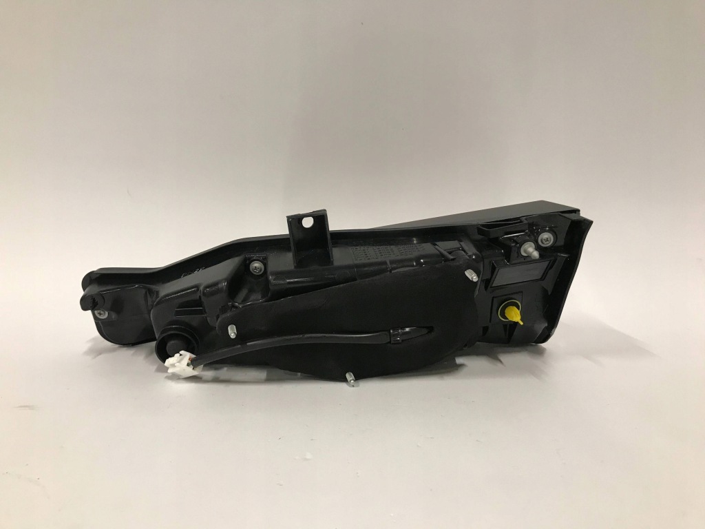 Lexus nx 17-21 рестайлінг  фара задня ліва внутрішня led європа Доставка