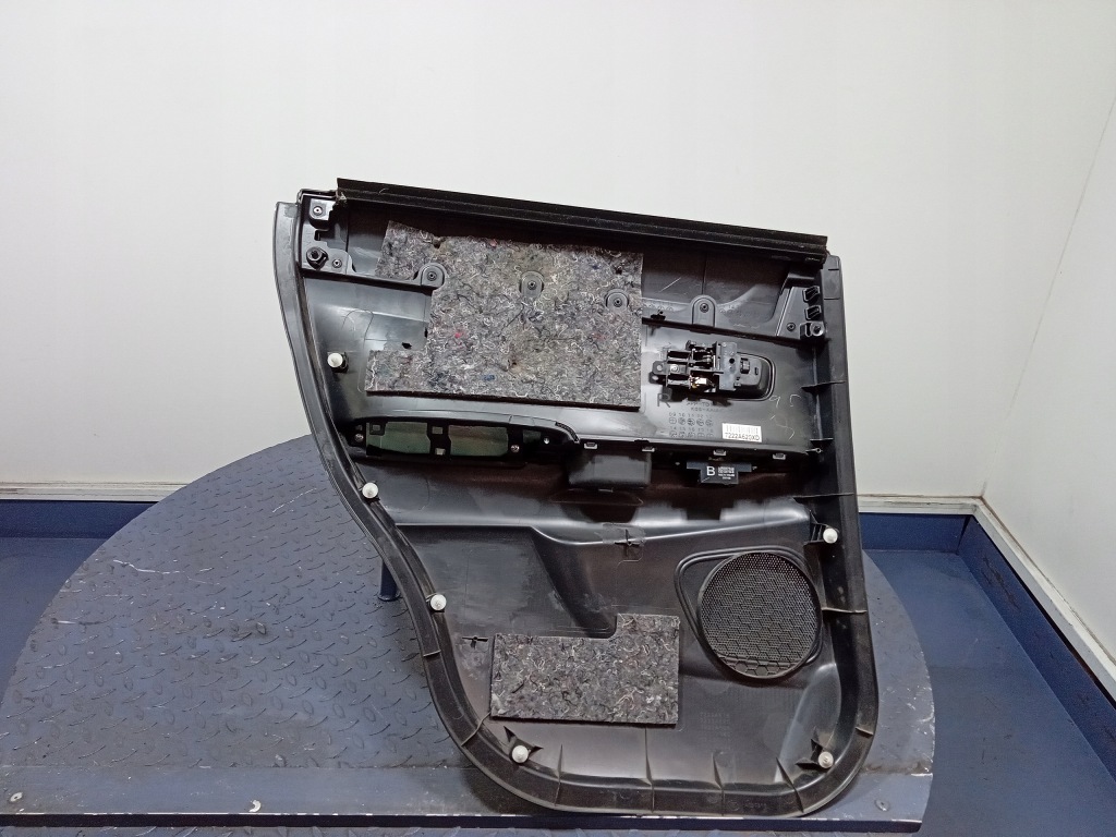 фото №2, C4 aircross обшивка обивка дверь задняя правая