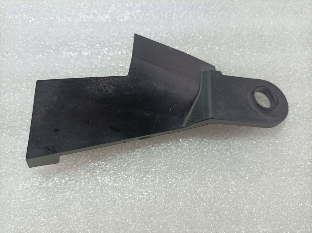 фото №1, Hyundai i30 lift ремкомплект лампы перед правая