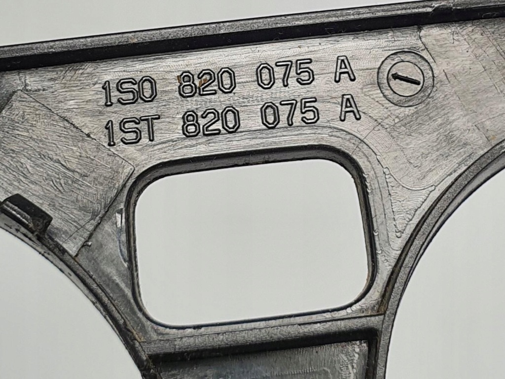 фото №5, Рамка захист панель панелі консолі dekor vw up 1s0820075a