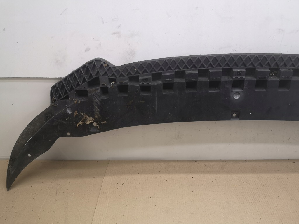 Защита pod бампер перед audi a3 8p lift 08-12 8p0807233 с Разборки