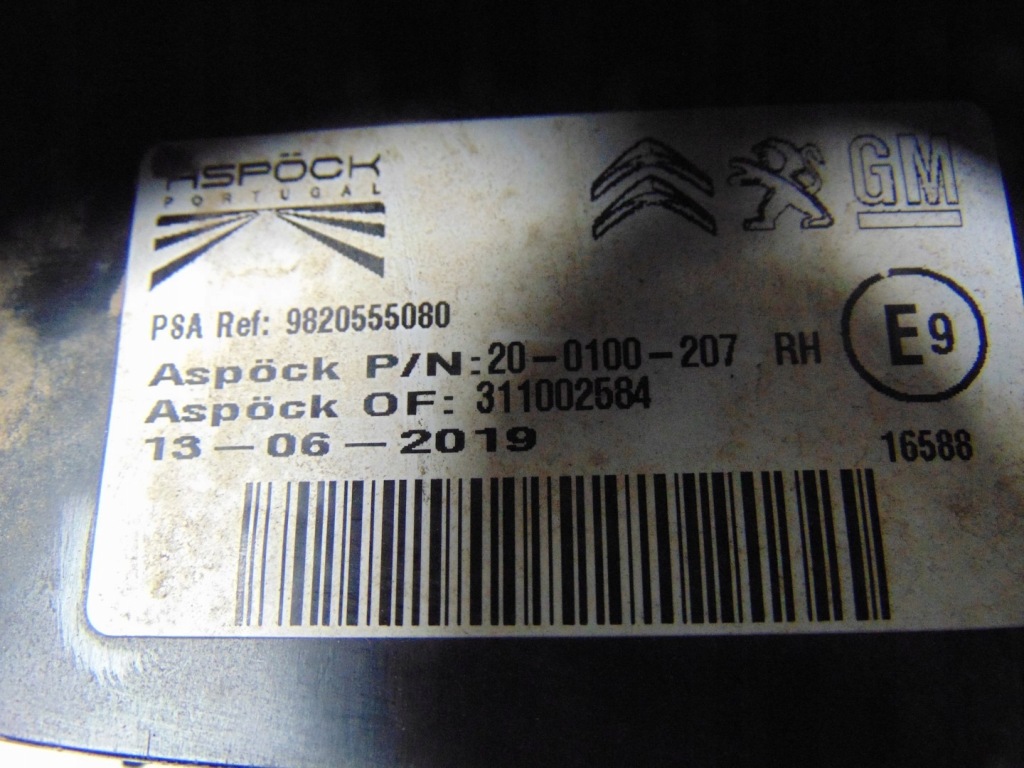 фото №9, Лампа правая задняя citroen berlingo iv opel combo e 9820555080 europa оригинал