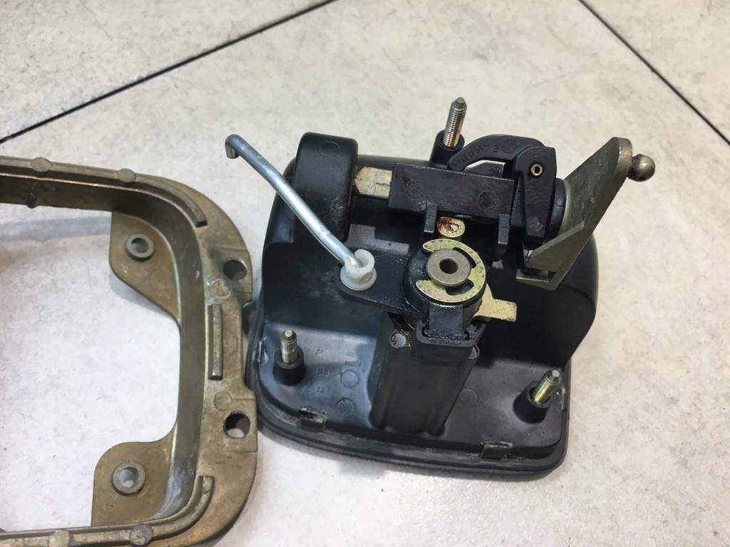 фото №5, Замок зажигания ключ ручка багажника leon i 4b0905851c