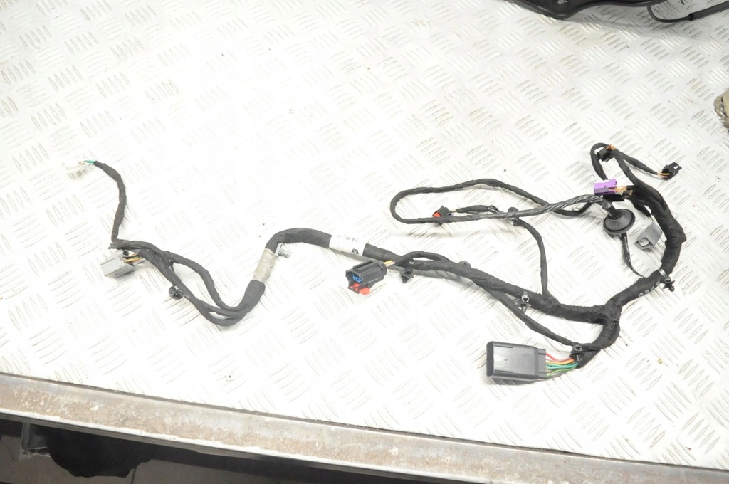 фото №1, Chrysler pacifica 68355049aa інше