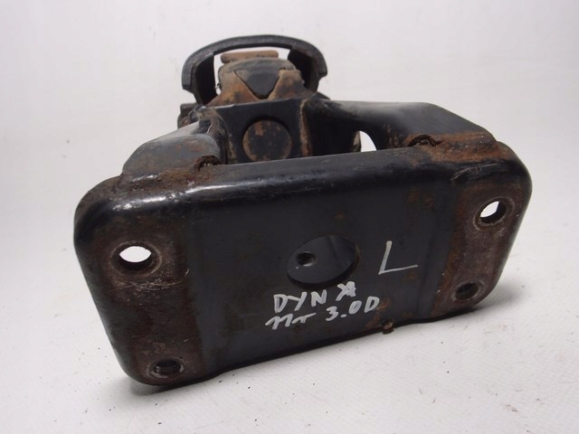 фото №5, Кронштейн подушка кронштейн левый toyota dyna 3.0 d 2011