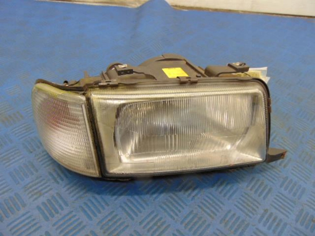 Купить Audi 80 b3 фара правый 893941004q