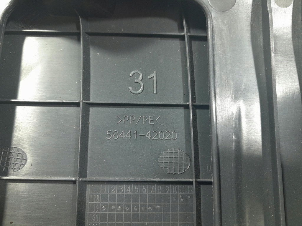 фото №5, Toyota rav4 v xa50 защита корпус аккумулятора правая 58466-42010