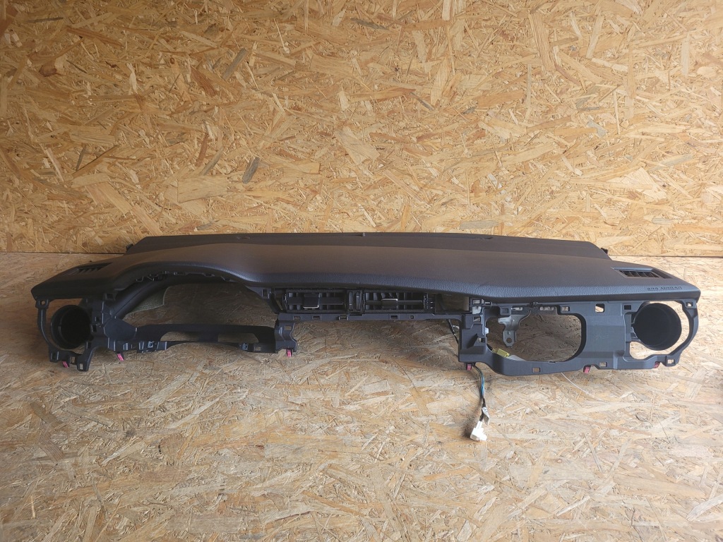 фото №1, Toyota auris ii 2 панель приладів приладова консоль панель приладів подушка безпеки оригінал fv