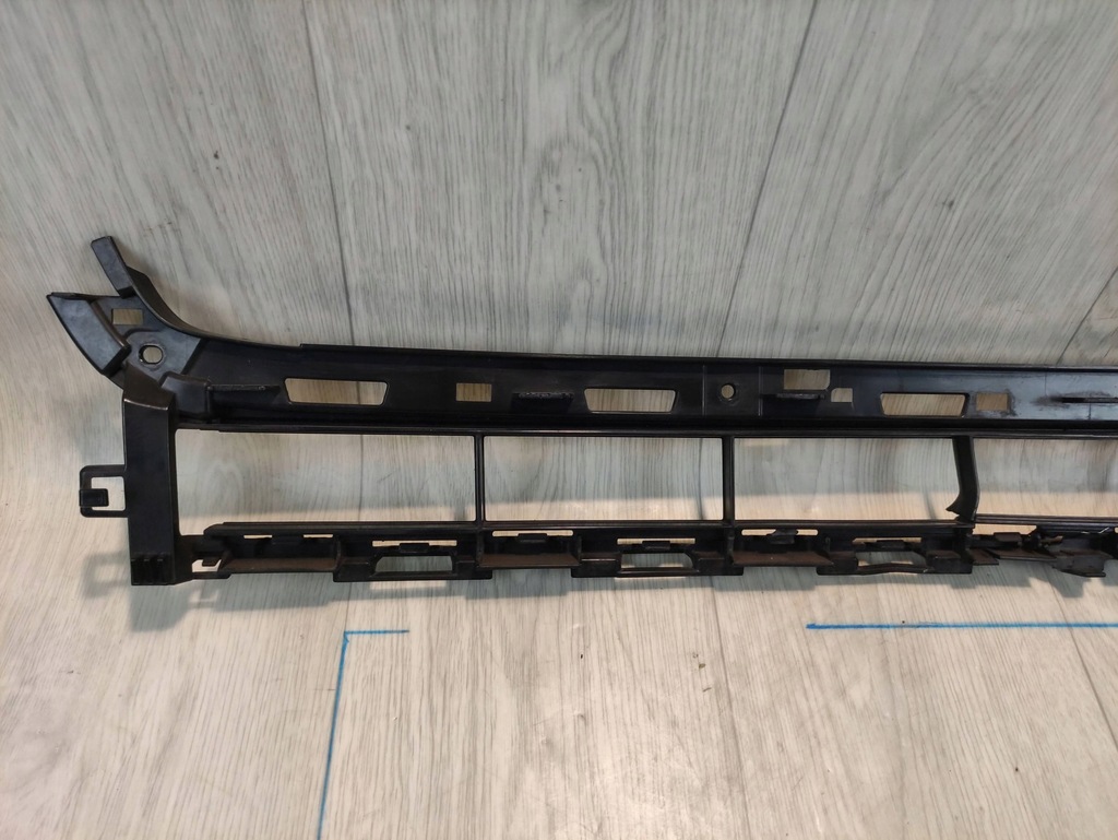 фото №14, Audi a6 c8 s-line 4k0 середня решітка бампера передній 4k0807683a