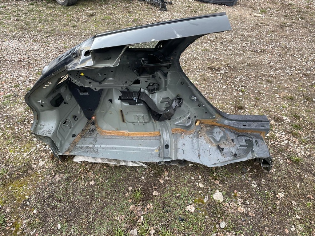 фото №6, Кузов чверть крила задня задній права lewavvolvo v40