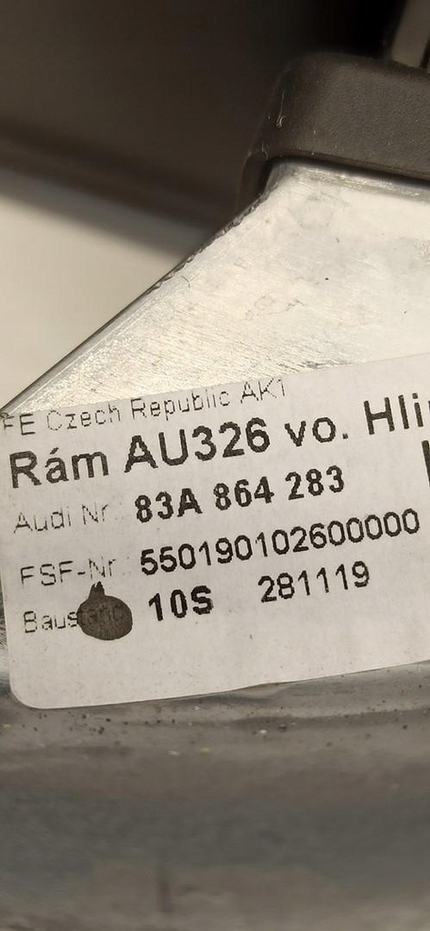 фото №8, Audi q3 подлокотник кожа 83a864283