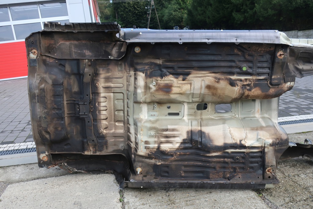 фото №9, Пол кузов suzuki jimny europa bez ржавчина