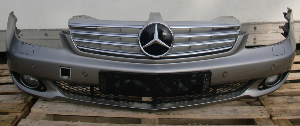 фото №1, Mercedes cls w219 бампер перед бежевий distronic