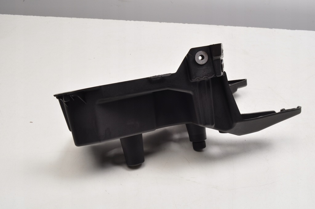 фото №6, Volvo xc60 ii кронштейн крыла 32288928 левая