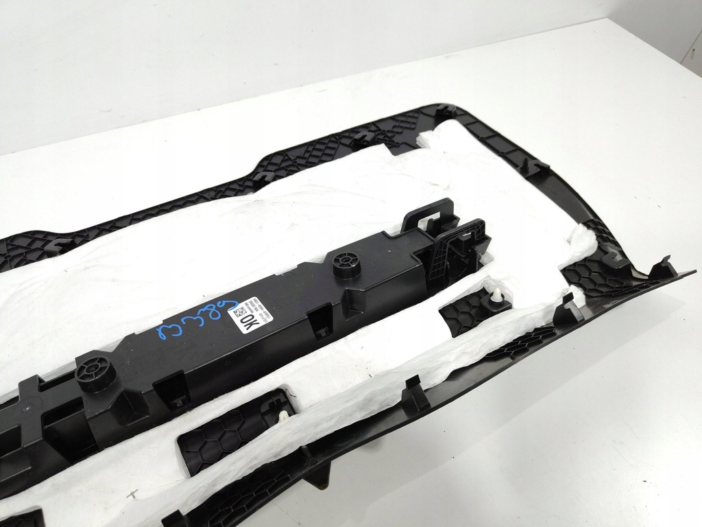 фото №6, Evoque ii защита крышки багажника молдинг