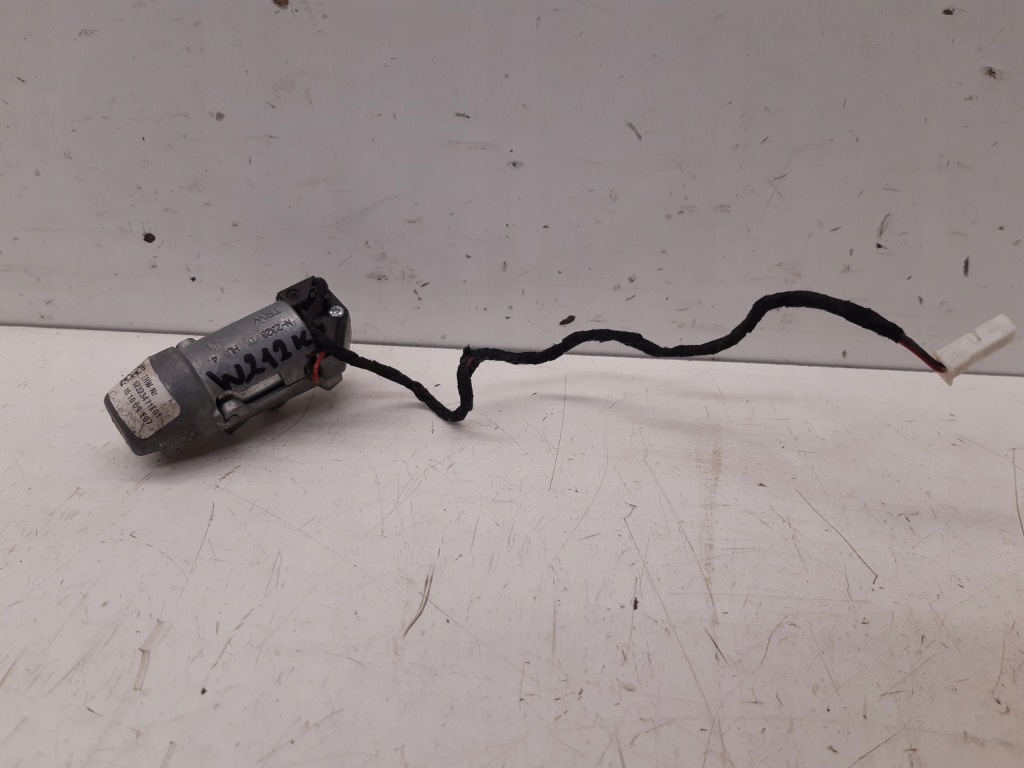 фото №1, Моторчик ассистент поперечина 62323471 mercedes w212