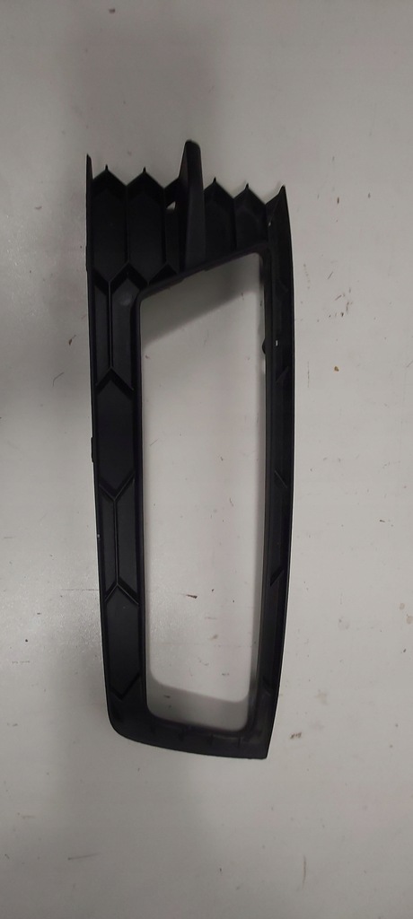 фото №1, Skoda rapid решітка протитуманної фари лівий перед