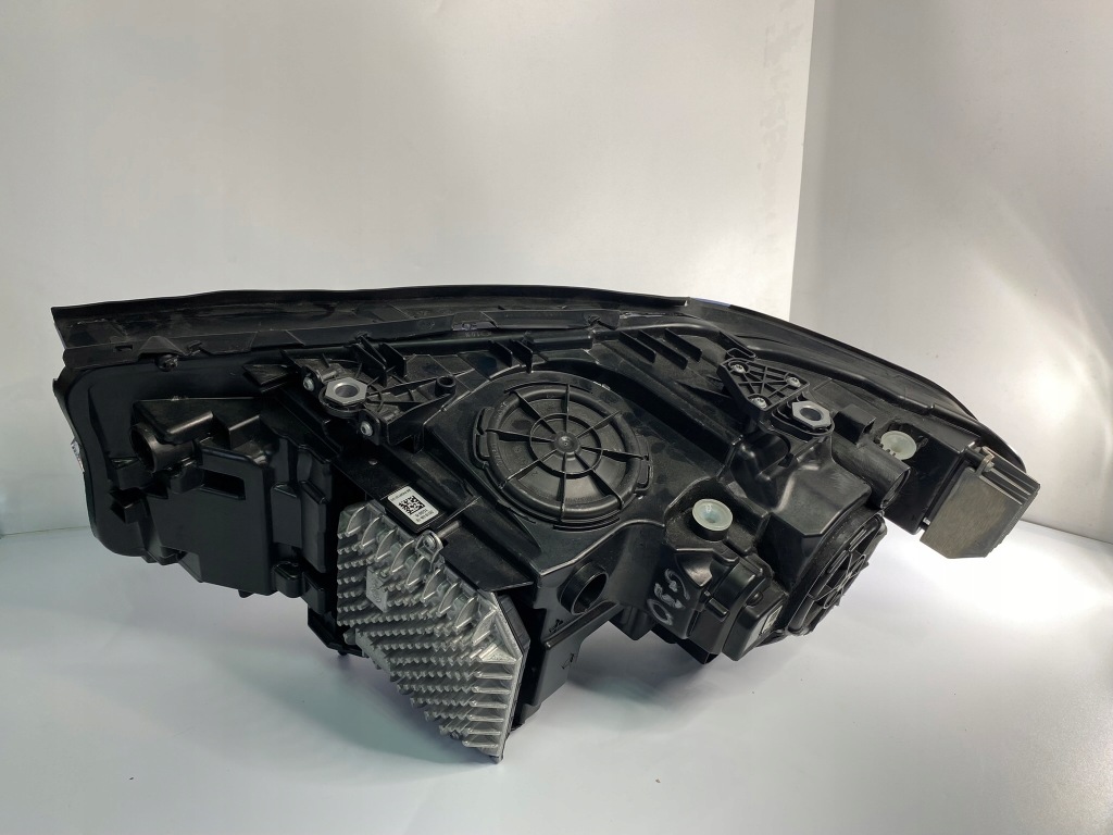 Купити Лампа фара передня права bmw g30 g31 8499122 адаптивний led оригінал