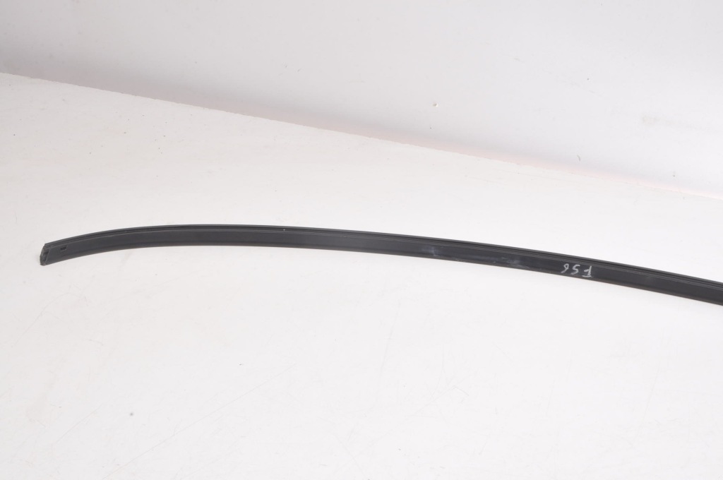 Mini f56 молдинг капот в Україні