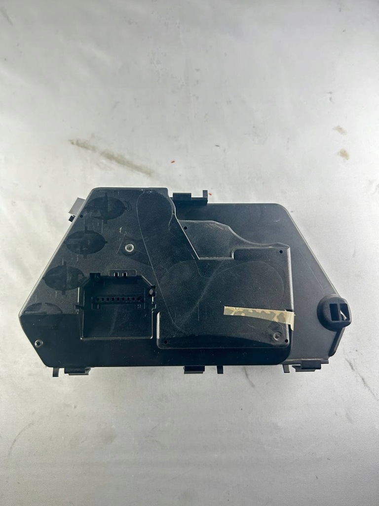 фото №1, Mercedes-benz оригинальный номер a2208214958 модуль дверь