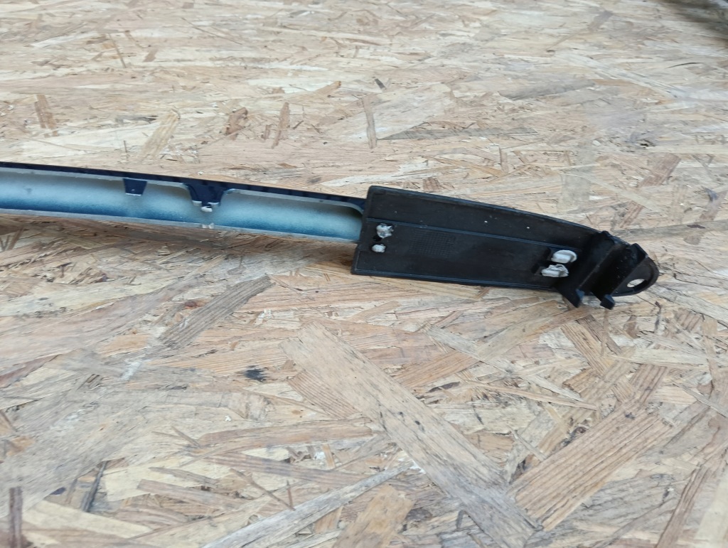 фото №10, Молдинг бампера перед 209885002 mercedes w209