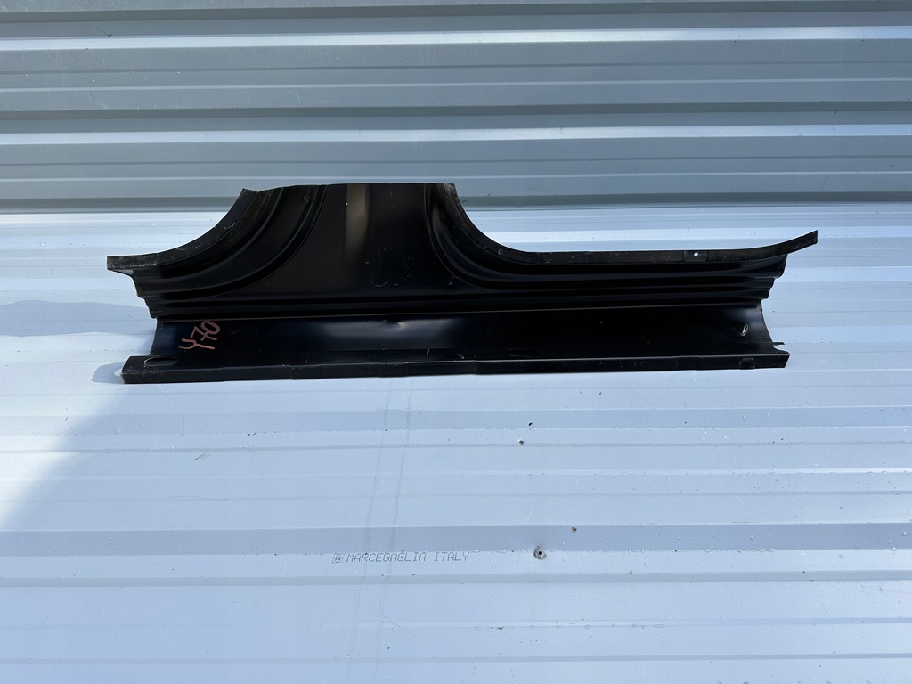 фото №9, Skoda superb iii 3 15r- поріг правий обшивка поріг праве