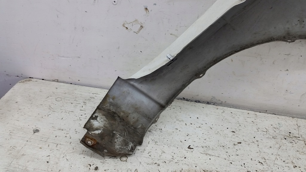 фото №8, Suzuki alto крила лівий перед