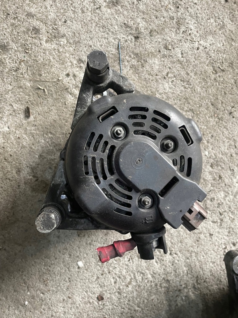 Ford focus 2 1.6 tdci исправный генератор Цена