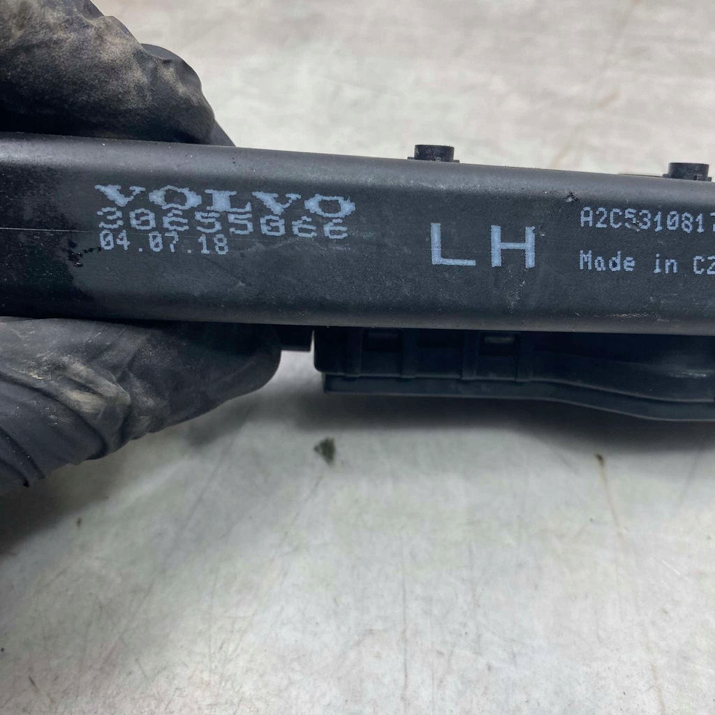 фото №5, Омыватель фара левый перед v70 iii xc70 iii s80 ii