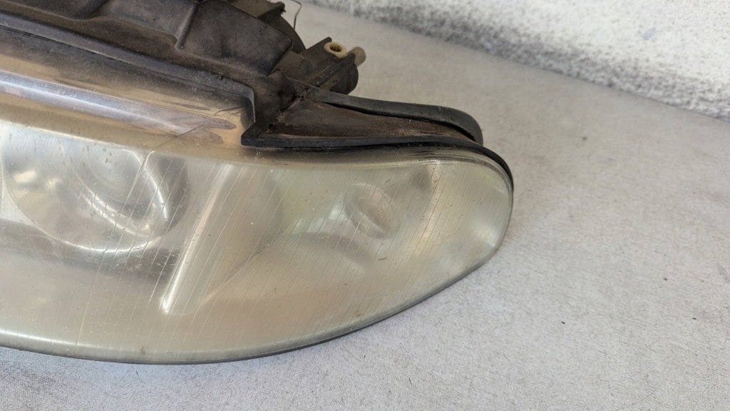 Лампа передня перед ліва audi a4 b5 lift Доставка