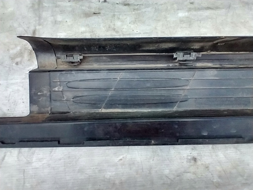 Mercedes slk r171 w171 накладка  порог накладка порога  правая a1716800235 с Разборки