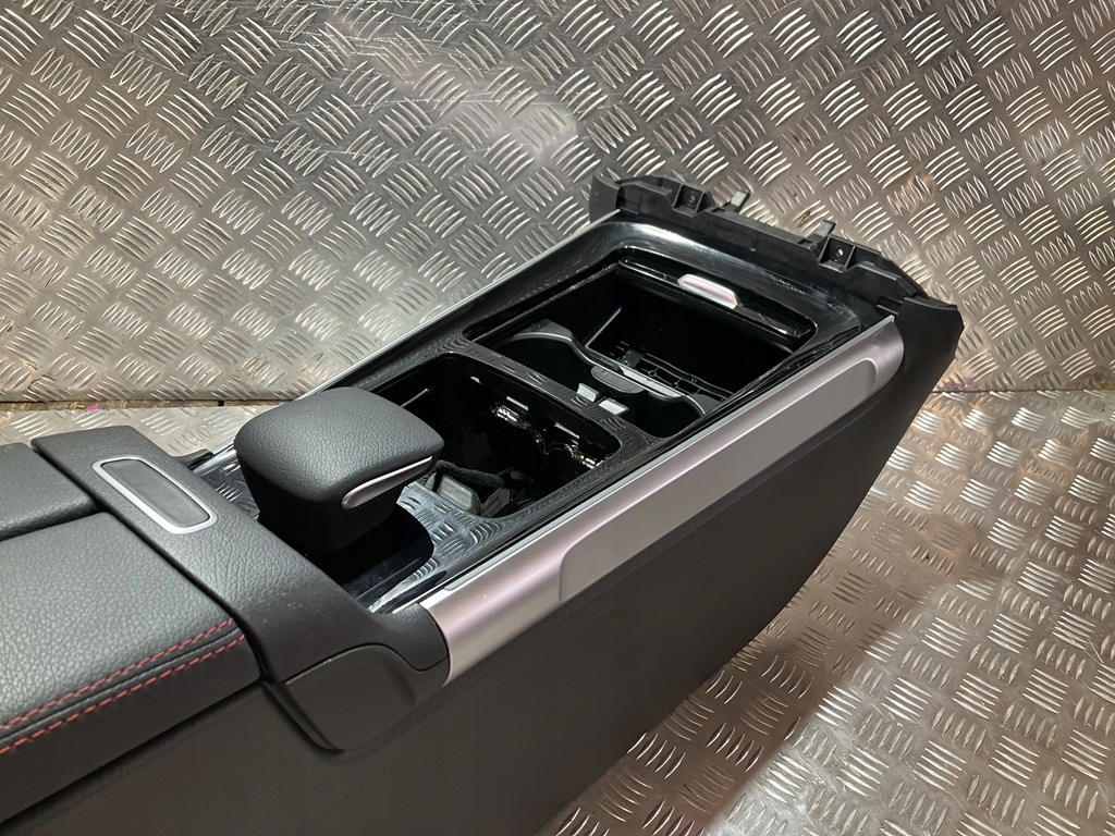 фото №5, Тунель середній підлокітник mercedes eqb x243 300 4matic