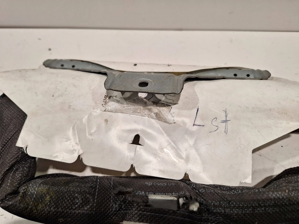 фото №5, Шторка безопасности левая citroen ds3 09-