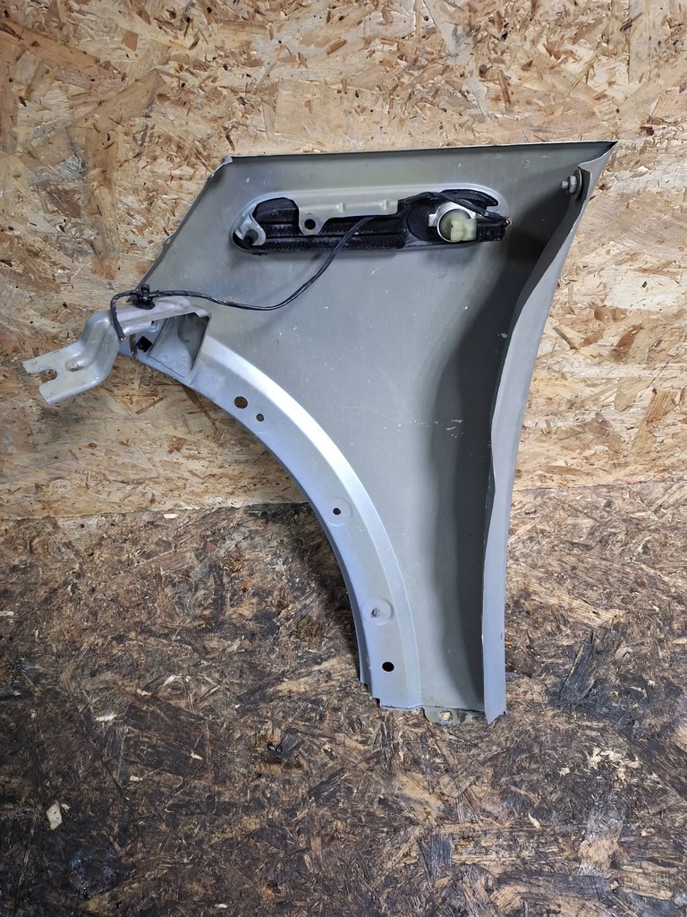 фото №2, Крила правий mini cooper r50 r52 02-06