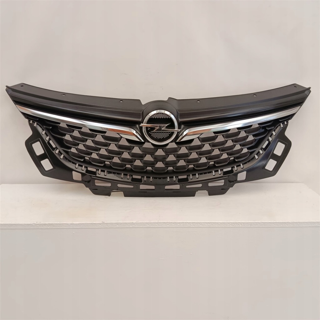 фото №1, Решётка радиатора решётка радиатора opel zafira c 341601492