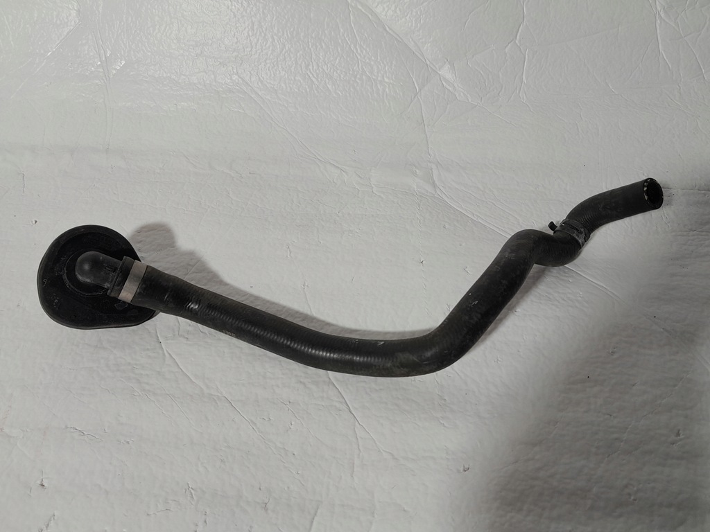 фото №1, Audi a4 b9 шланг труба wody 8w1819350b