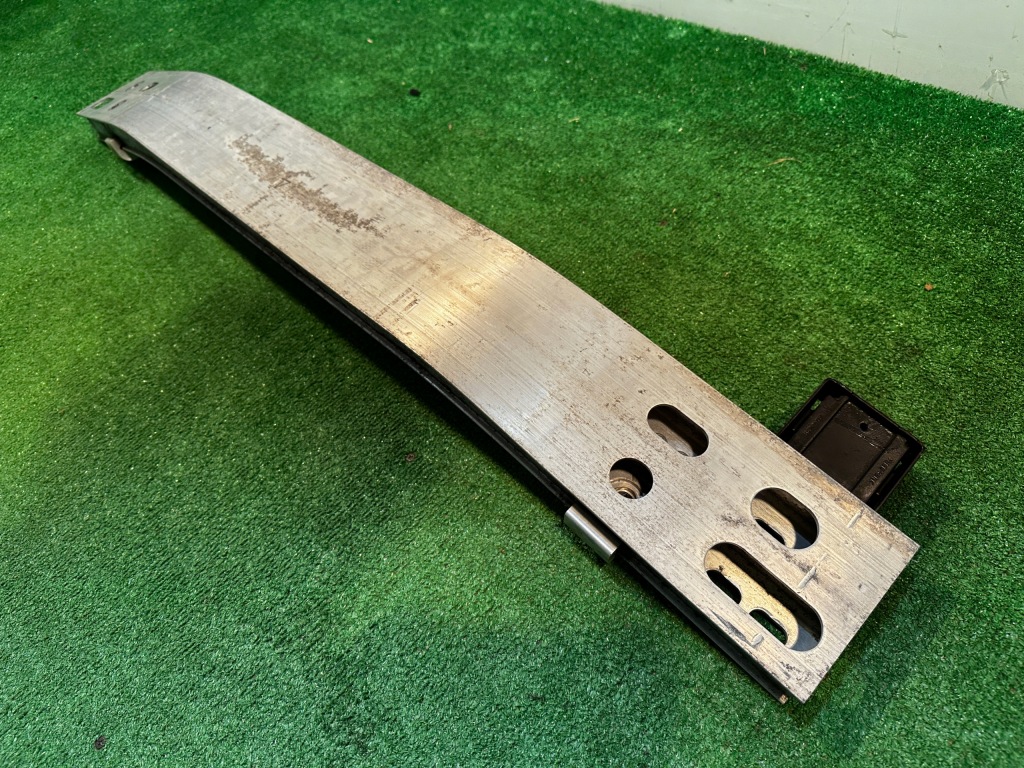 фото №3, Lexus ct балка бампера перед передняя 2010-