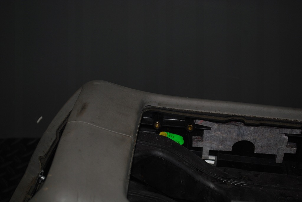 фото №10, Туннель средний кожа 4e0863241e audi a8 s8 d3 w12