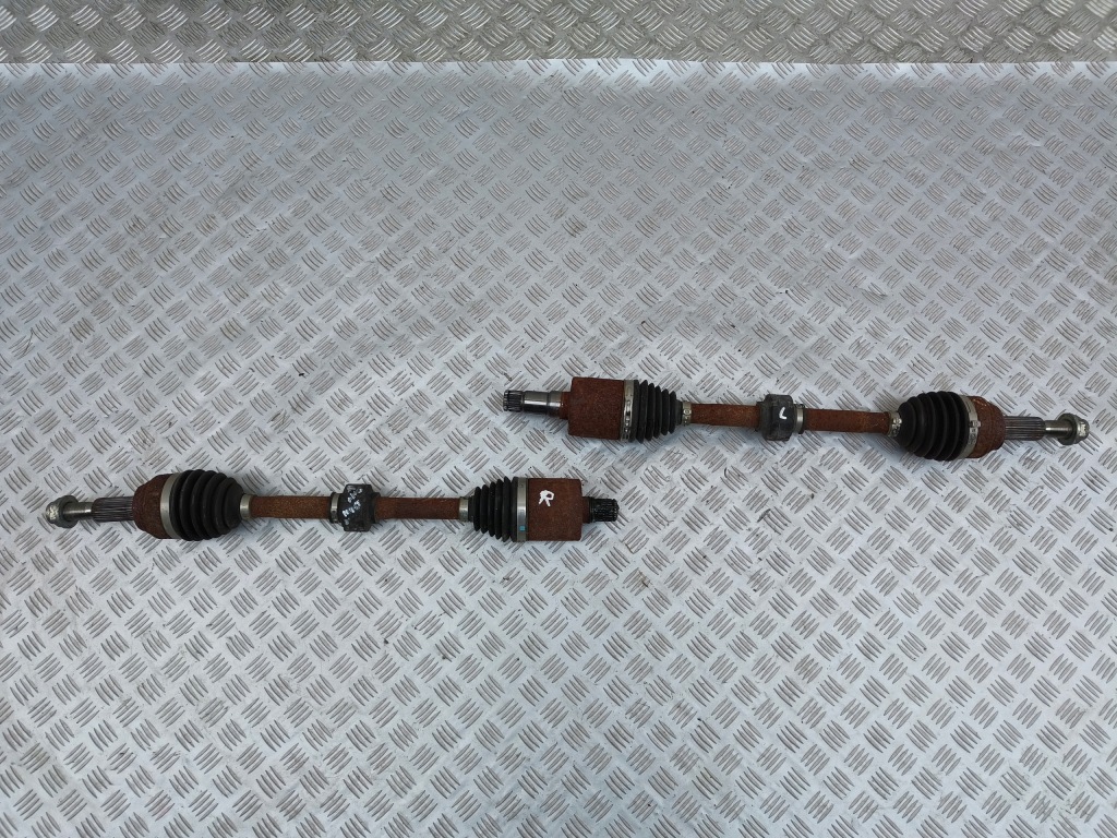 фото №1, Ford mustang mach-e 2021 2022- приводной вал перед правая передняя usa