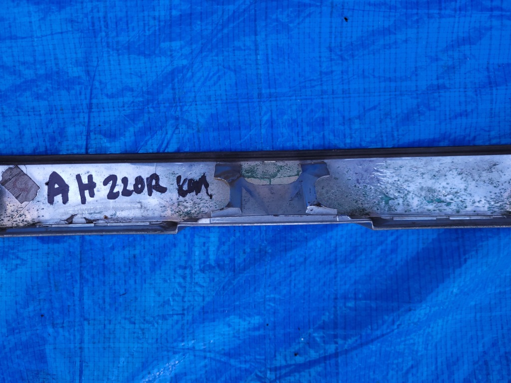 Купити Opel-części | astra h молдинг накладка кришки задній хром універсал 13223916