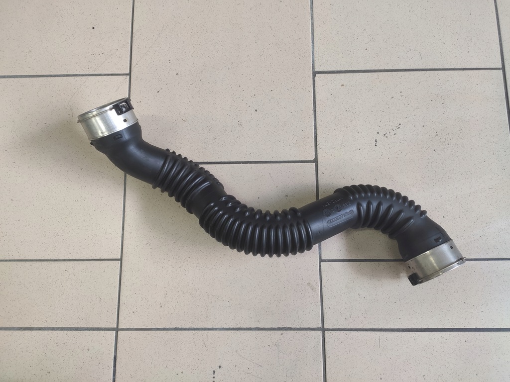 фото №1, Mercedes cla w117 труба интеркулер a2465200001