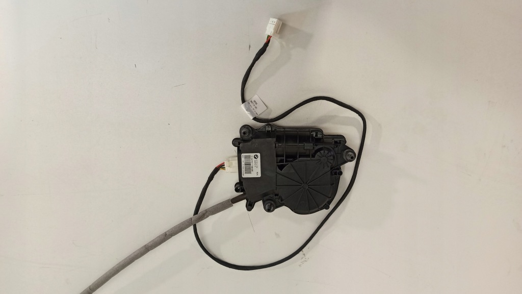 фото №1, Доводчик замка крышки багажника bmw f07 7211168