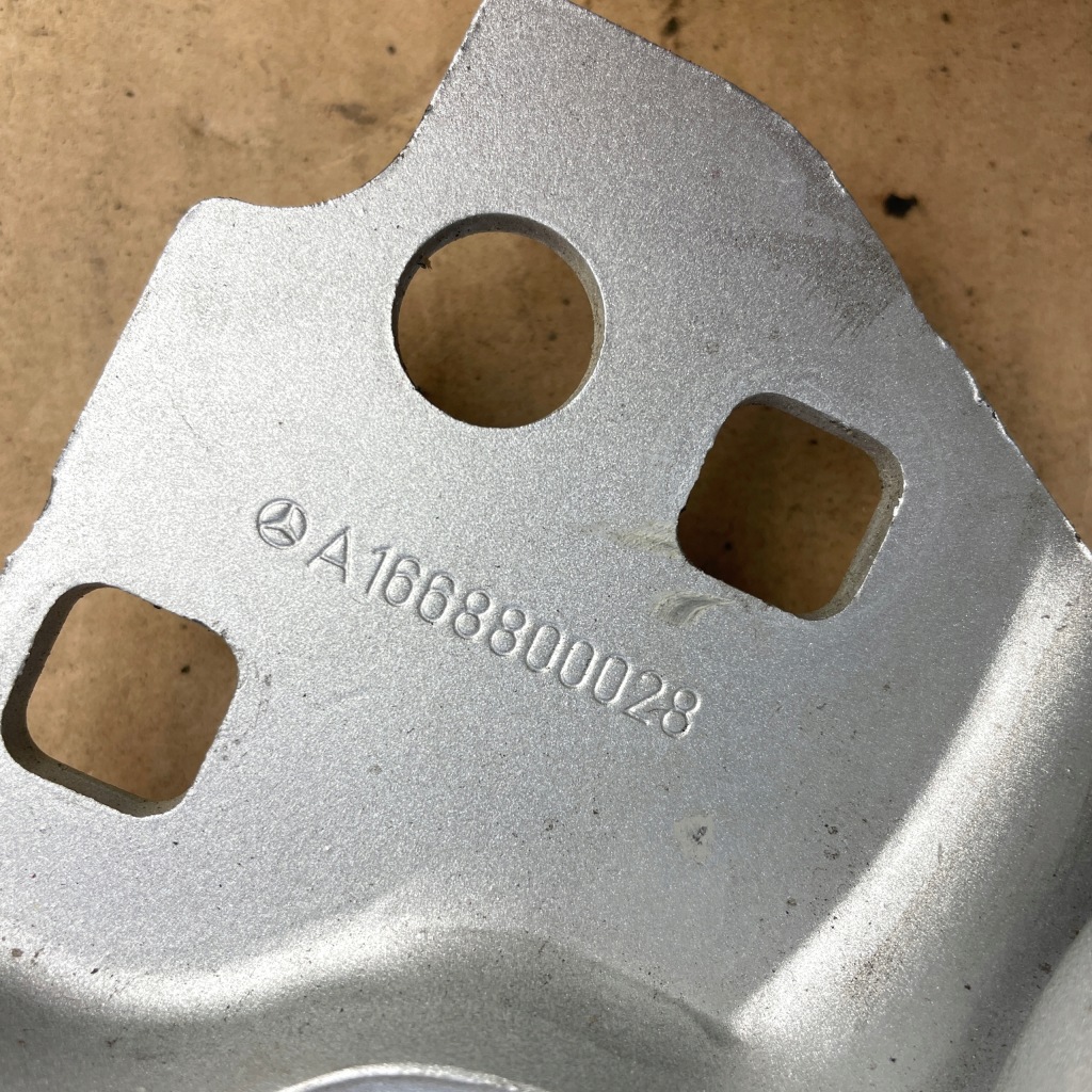 фото №7, Петли капот mercedes ml gle w166 166 x166 петля правый левый лак c775