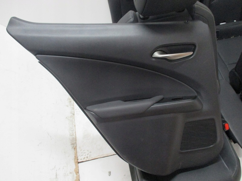 фото №6, Обивка кожа сиденья lexus ux